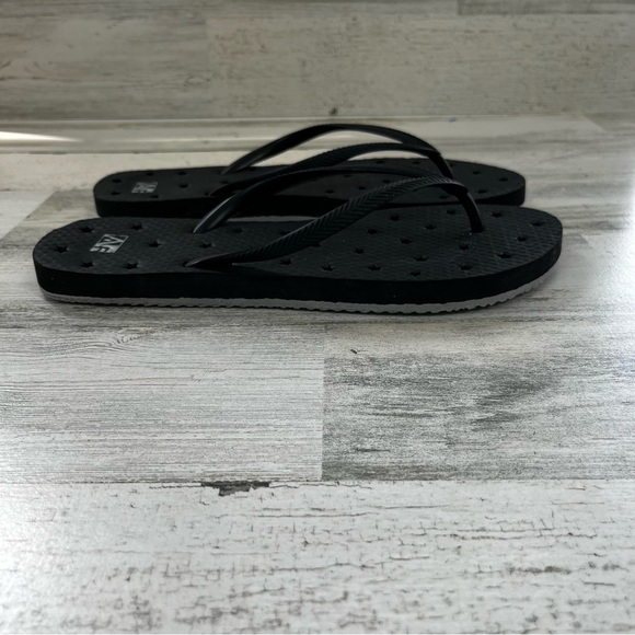 Abercrombie & Fitch Flip Flop Women’s Sandals Size 9-10 Fits 10 Perfect - Picture 2 of 10